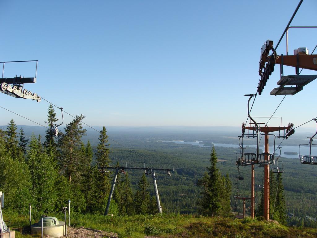 Tomtelandstugan Mora Extérieur photo