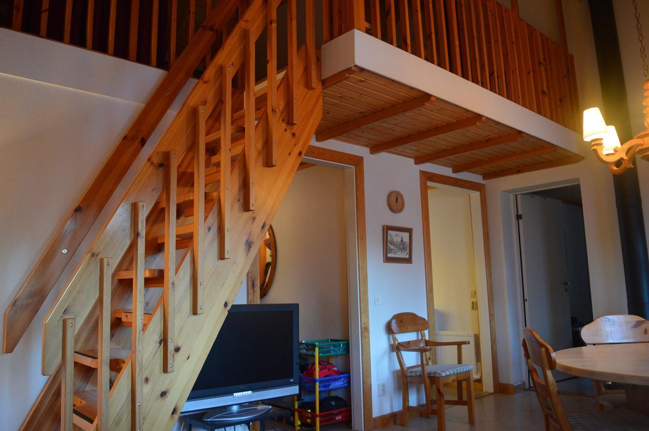 Tomtelandstugan Mora Extérieur photo